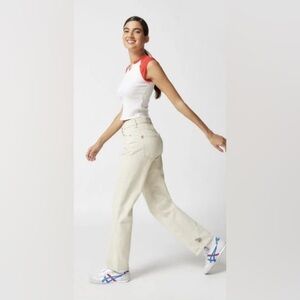 BDG High Waisted
Cowboy Jean in Cream at Urban outfitters